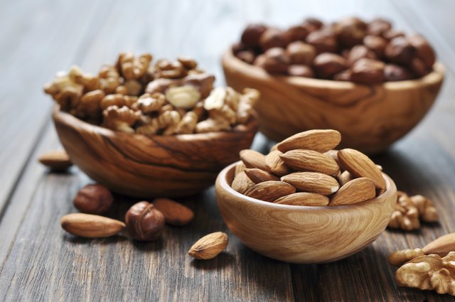 Which Nuts Are Alkaline Forming? | Livestrong.com