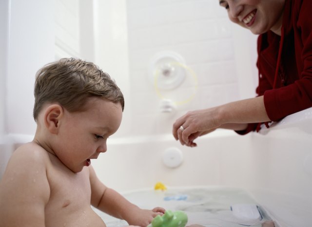 A Bath With Baking Soda for Constipation in Children ...