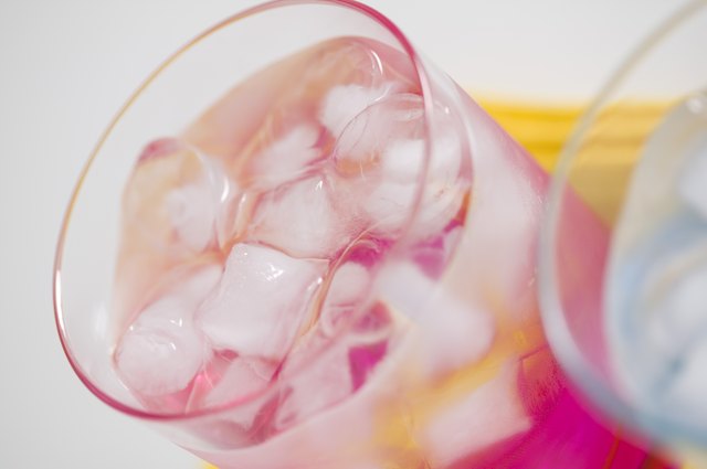 Tumbler with ice and beverage