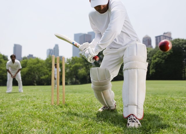 How to Wear a Cricket Guard | Livestrong.com