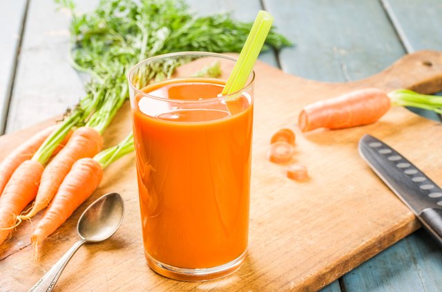 carrot juice toxicity livestrong if drink too much skin getty blood