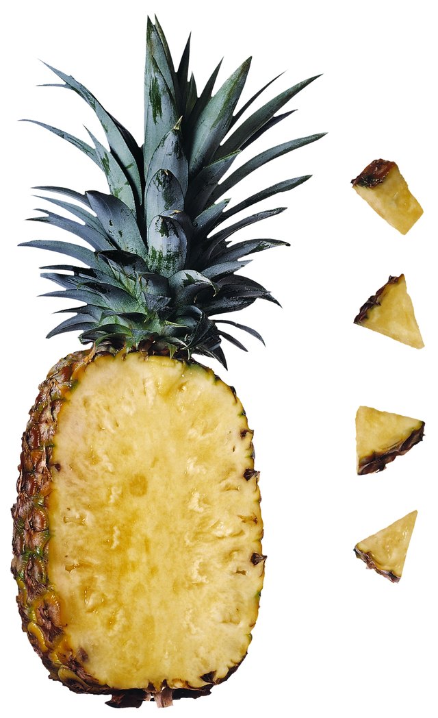 Cut pineapple