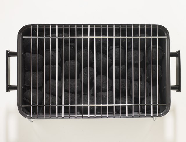 Barbecue grill, overhead view