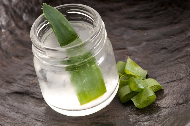 aloe vera juice with fresh leaves
