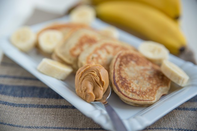 the-importance-of-eating-a-healthy-breakfast-livestrong