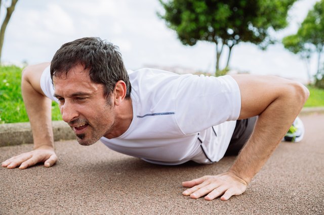 What Is the Average Number of Push-Ups a Male Can Do in 30 Seconds ...