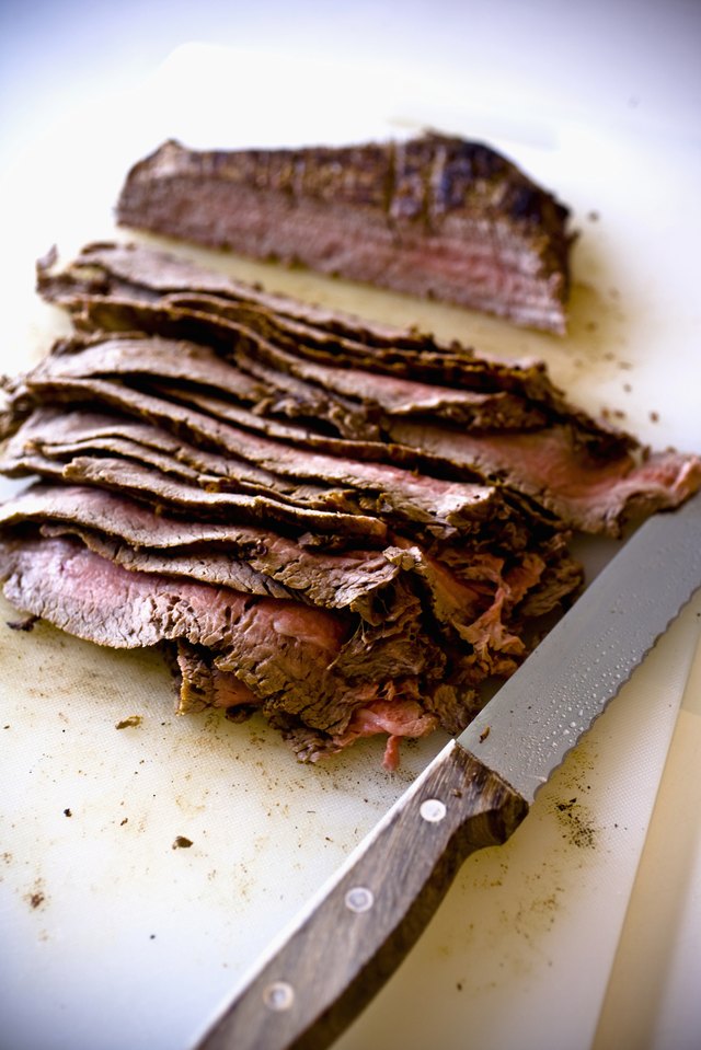 How To Cook Tender Flank Steak Livestrong 