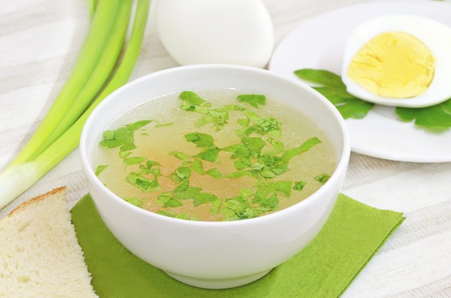 Chicken bouillon in the bowl