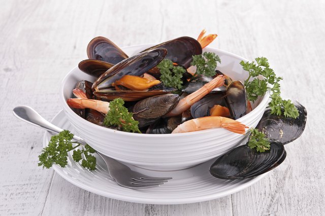 mussel,clam and shrimp soup