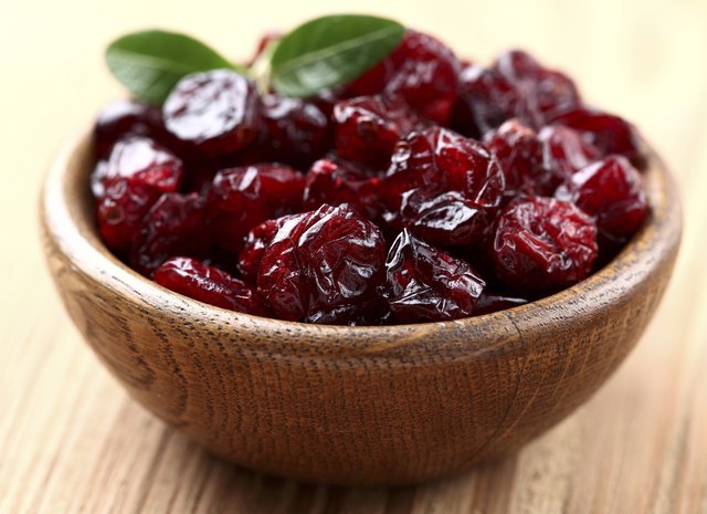 Dried cranberry