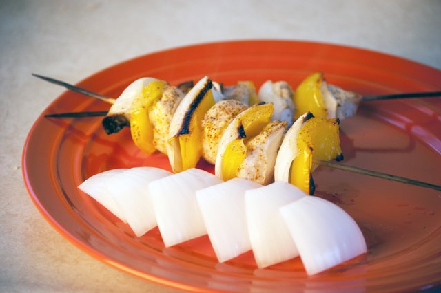 How to Cut an Onion for Shish Kabobs | Livestrong.com