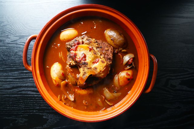 9 Simple Slow Cooker Recipes for When You Can't Even | Livestrong.com