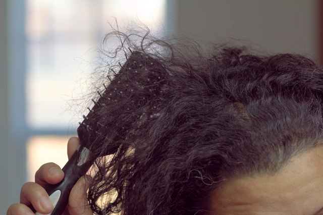 How To Care For Fine Hair That Tangles Easily | Livestrong.com