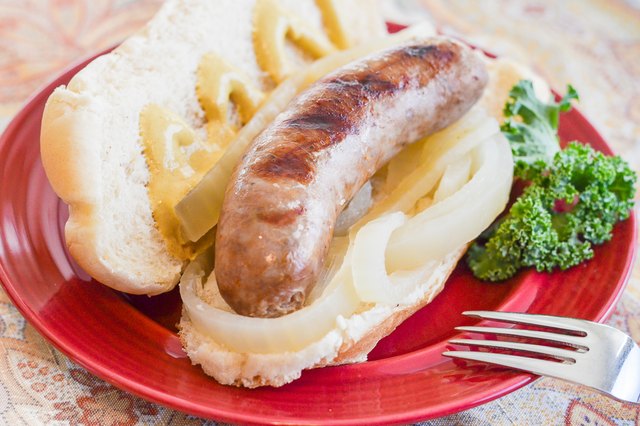 How to Cook Brats on a Stovetop