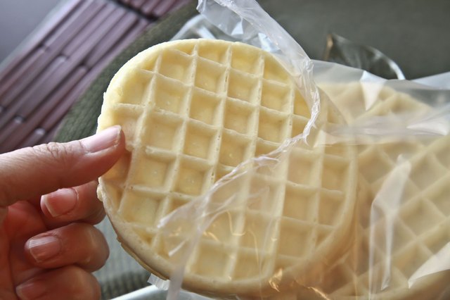 How to Cook Eggos in the Microwave - LIVESTRONG.com
