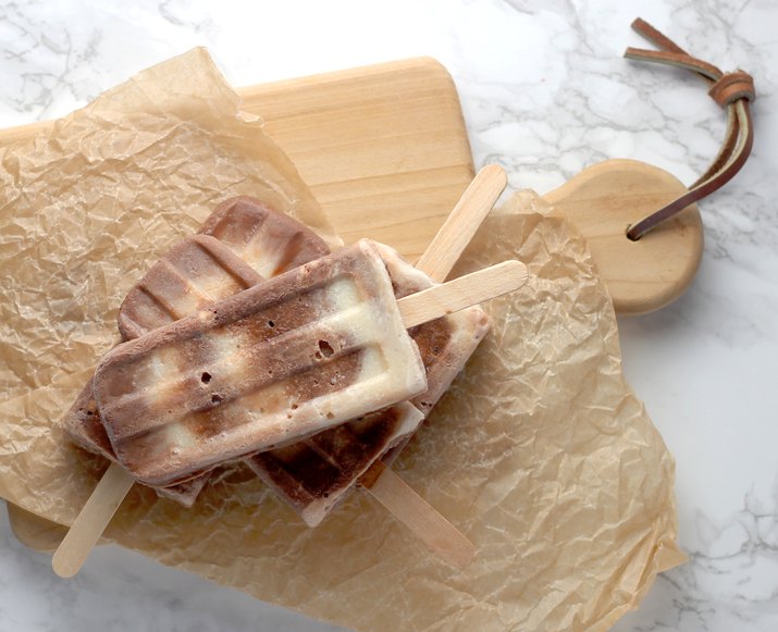 Chocolate and vanilla popsicles