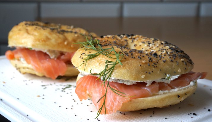 Lox bagel and cream cheese