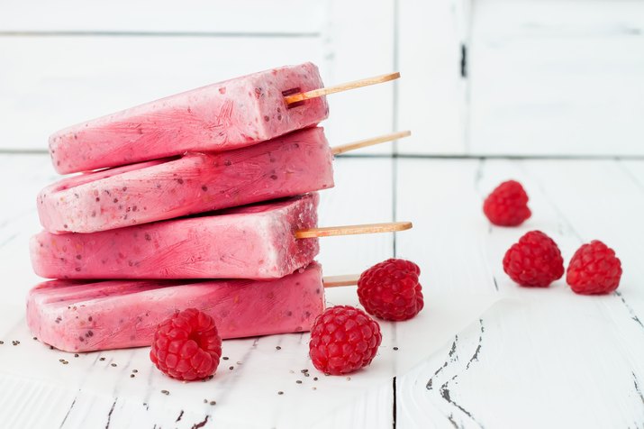 Ice pops that contain sucralose as an example of foods that cause bloating