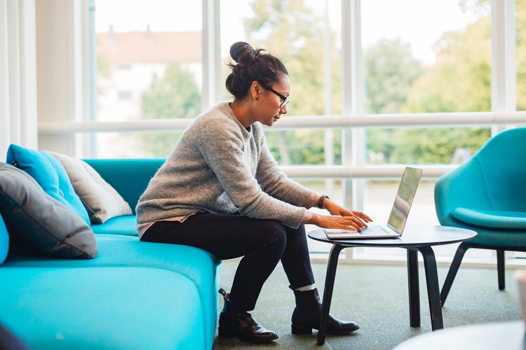 wellness trends 2019 office-friendly athleisure